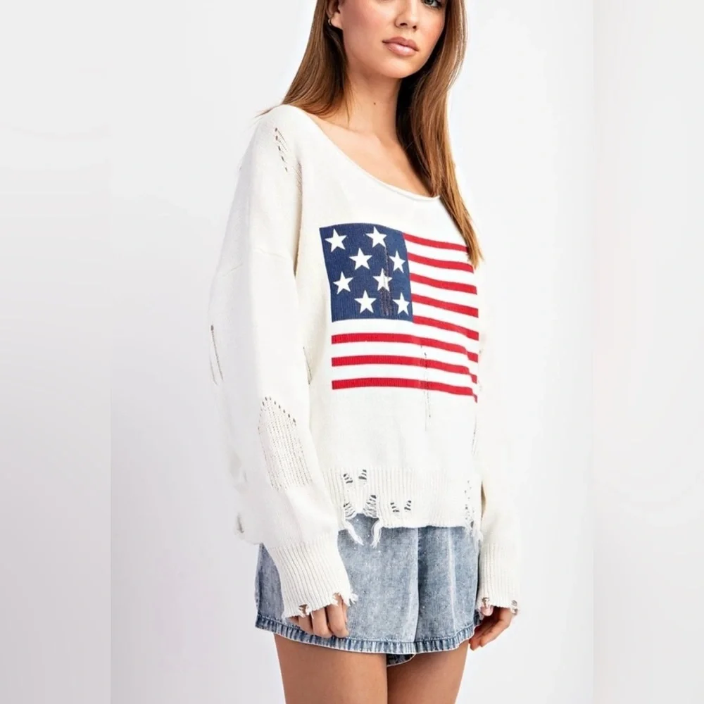 NWT Ivory Distressed American Flag Lightweight Long Sleeve Sweater - Picture 2 of 6